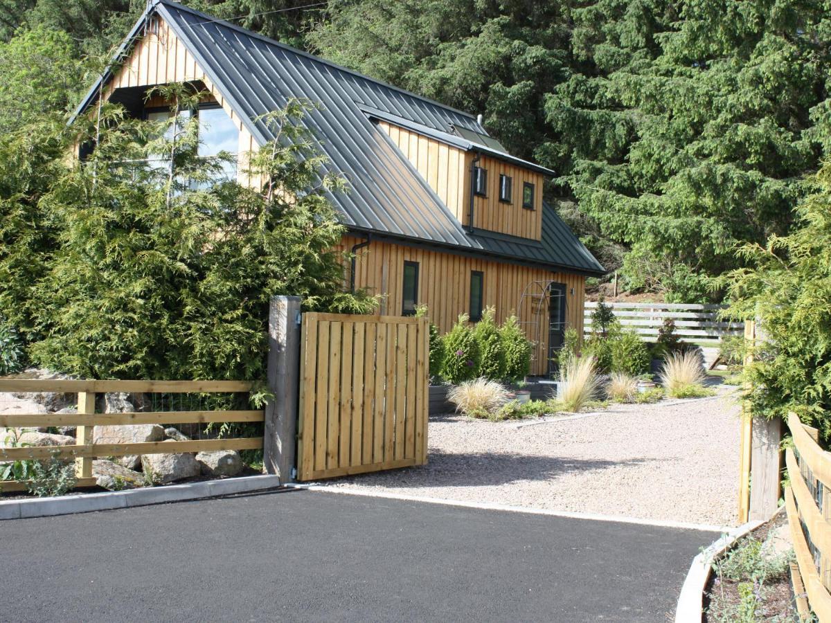Larchwood Lodge Ellon Bagian luar foto