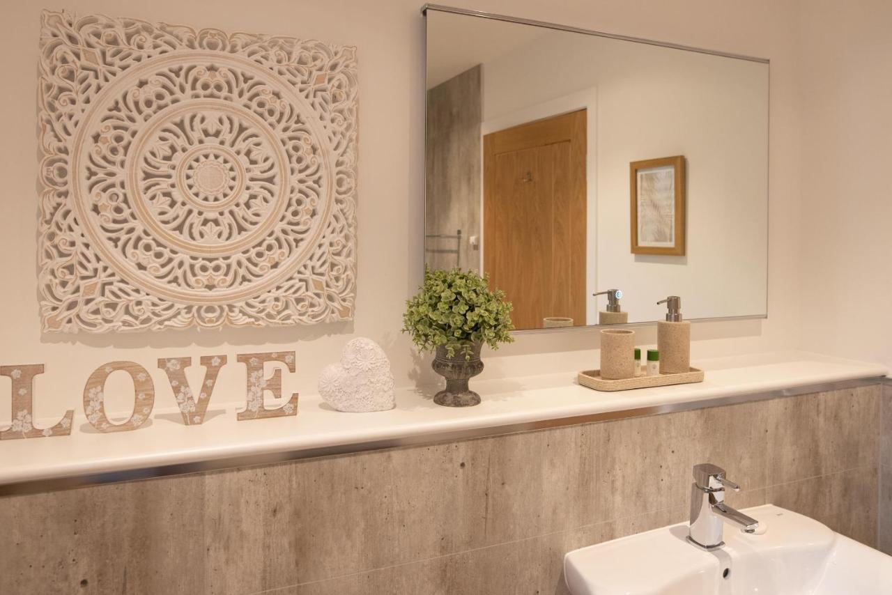 Larchwood Lodge Ellon Bagian luar foto