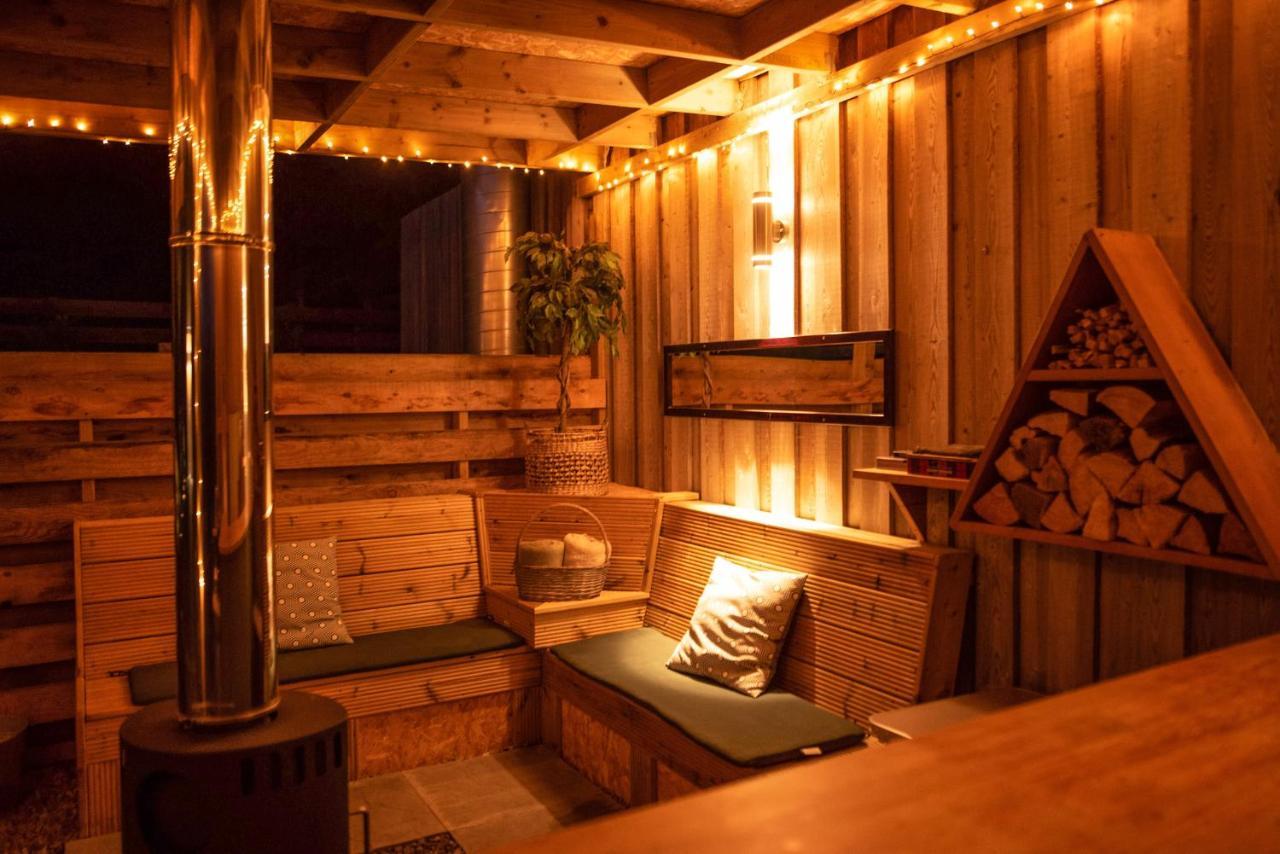 Larchwood Lodge Ellon Bagian luar foto