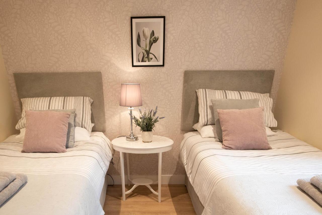 Larchwood Lodge Ellon Bagian luar foto