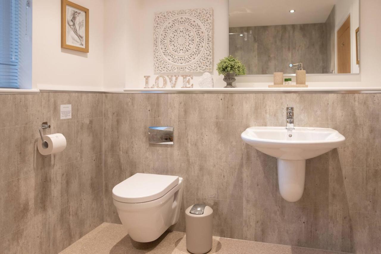 Larchwood Lodge Ellon Bagian luar foto