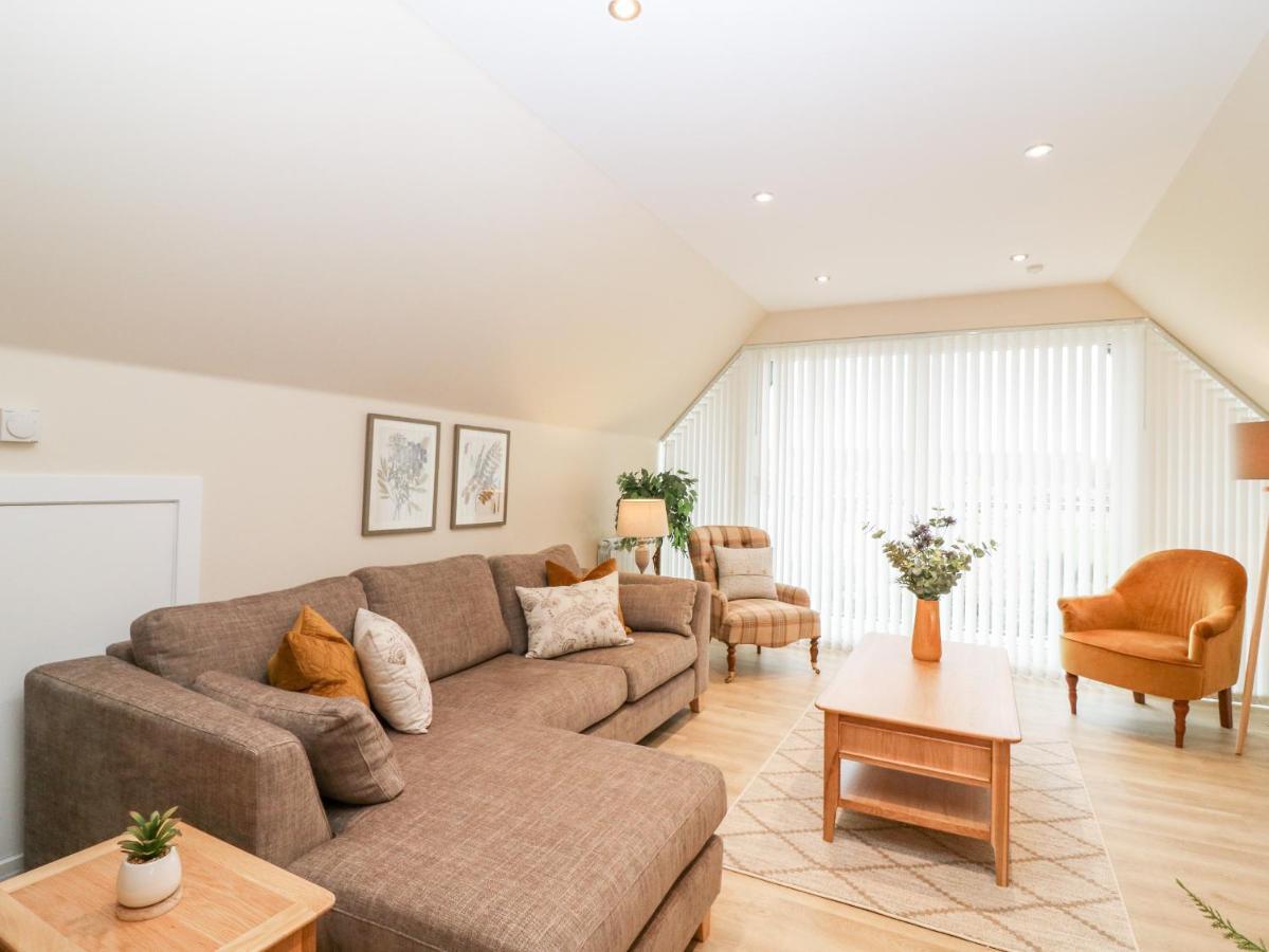 Larchwood Lodge Ellon Bagian luar foto