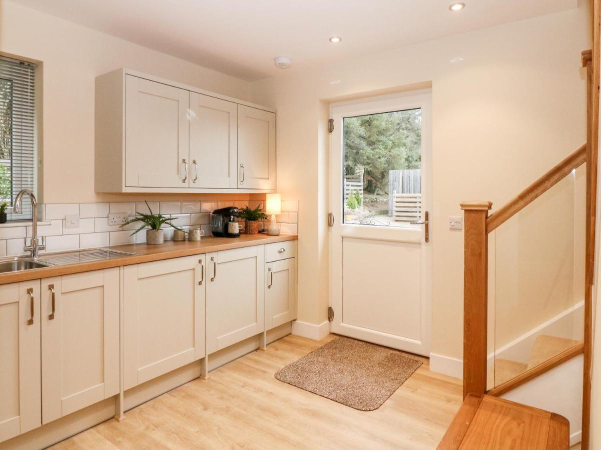 Larchwood Lodge Ellon Bagian luar foto